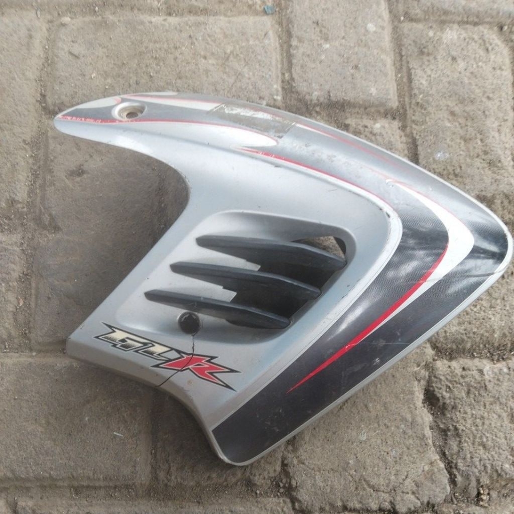 sayang tangki Tiger Revo lama kanan bekas original
