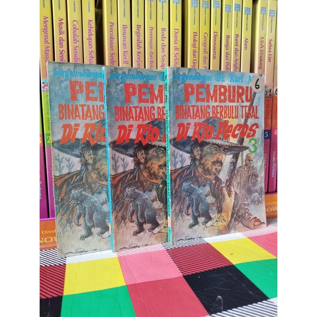 SATU SET PENGEMBARAAN Dr KARL MAY PEMBURU BINATANG BERBULU TEBAL DI RIO PECOS