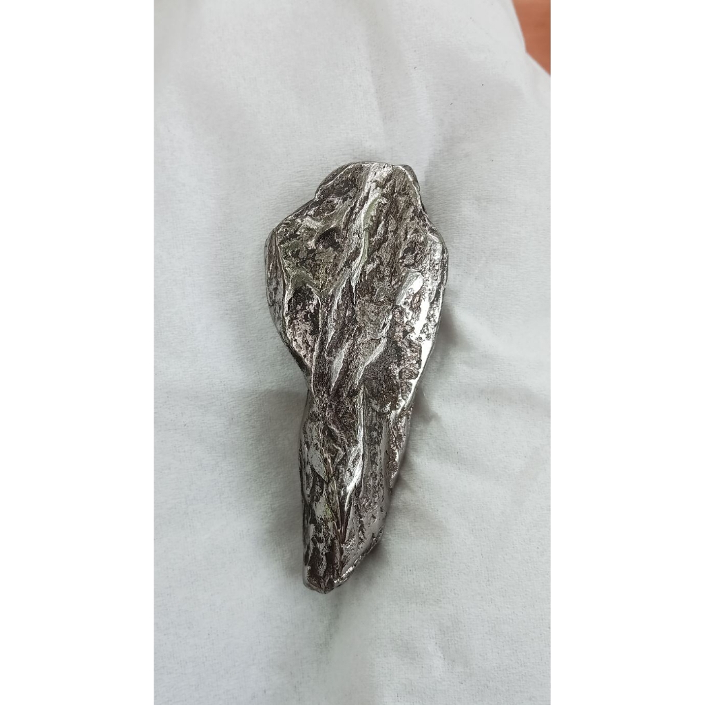 sakral meteor batu besi Aji