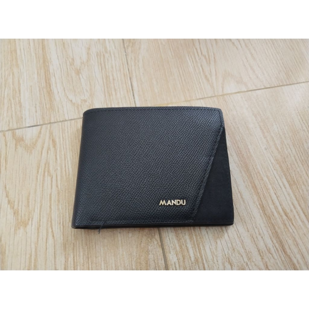 Dompet Pria Dewasa Mandu warna hitam