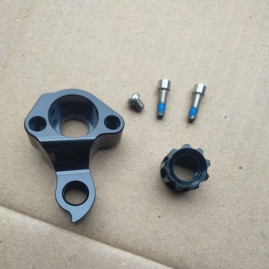 Dropout Polygon Collosus