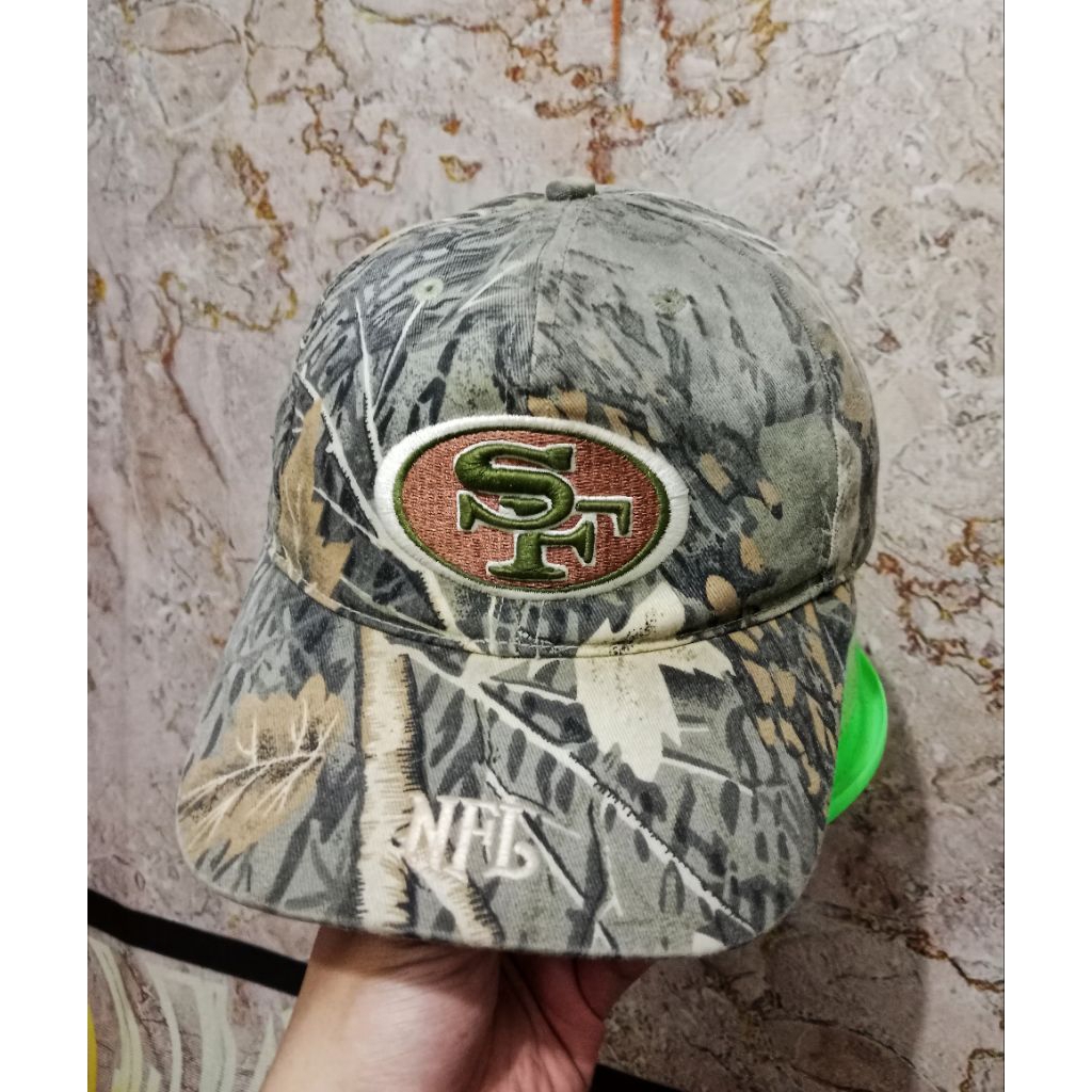 topi nfl SF