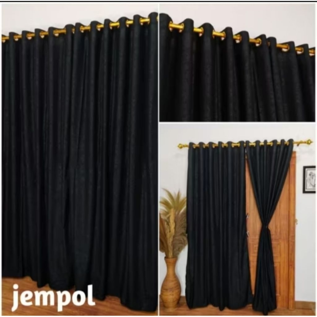 Gorden Pintu dan Jendela Polos Embos Hitam