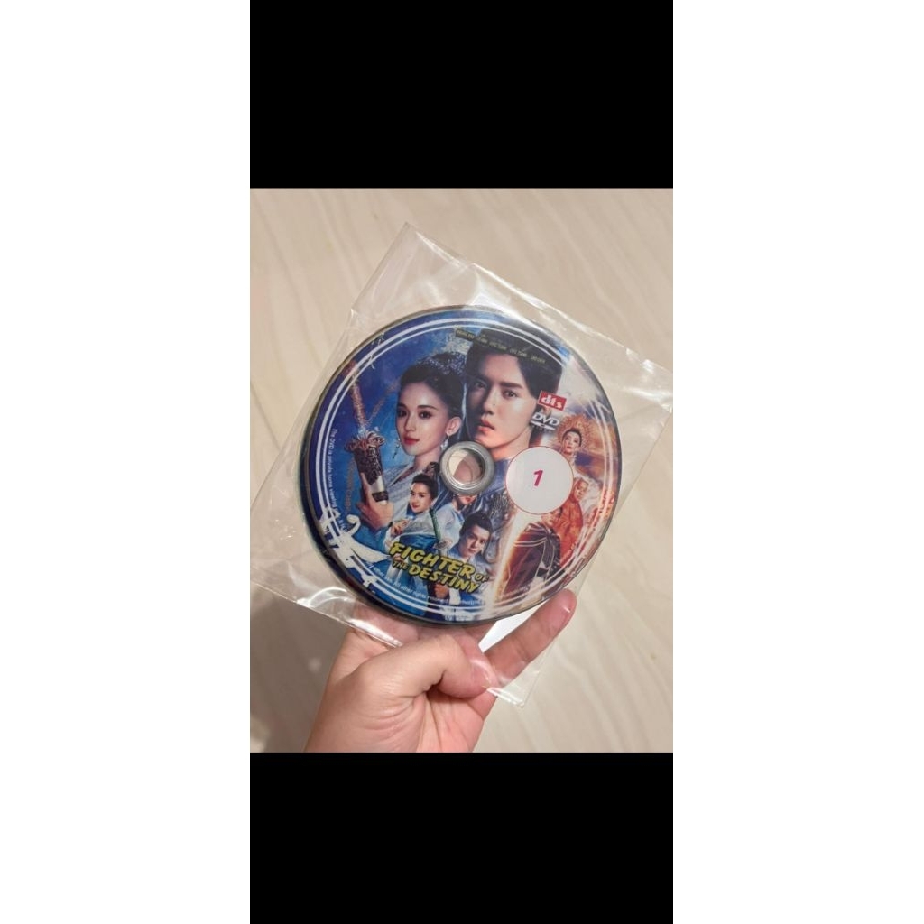 kaset bekas untuk kerajinan 1/2kg ±30pcs