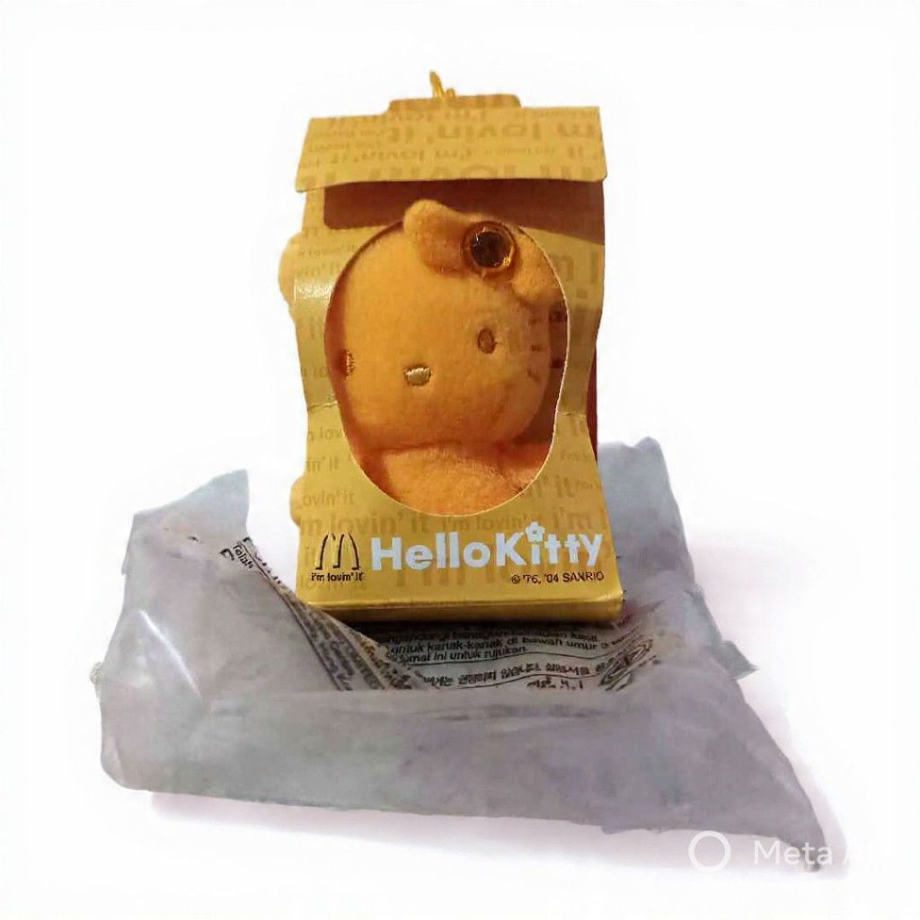 1299 - Boneka Hello Kitty Mc D Hongkong 2004 - Quatz Rutilated kitty
