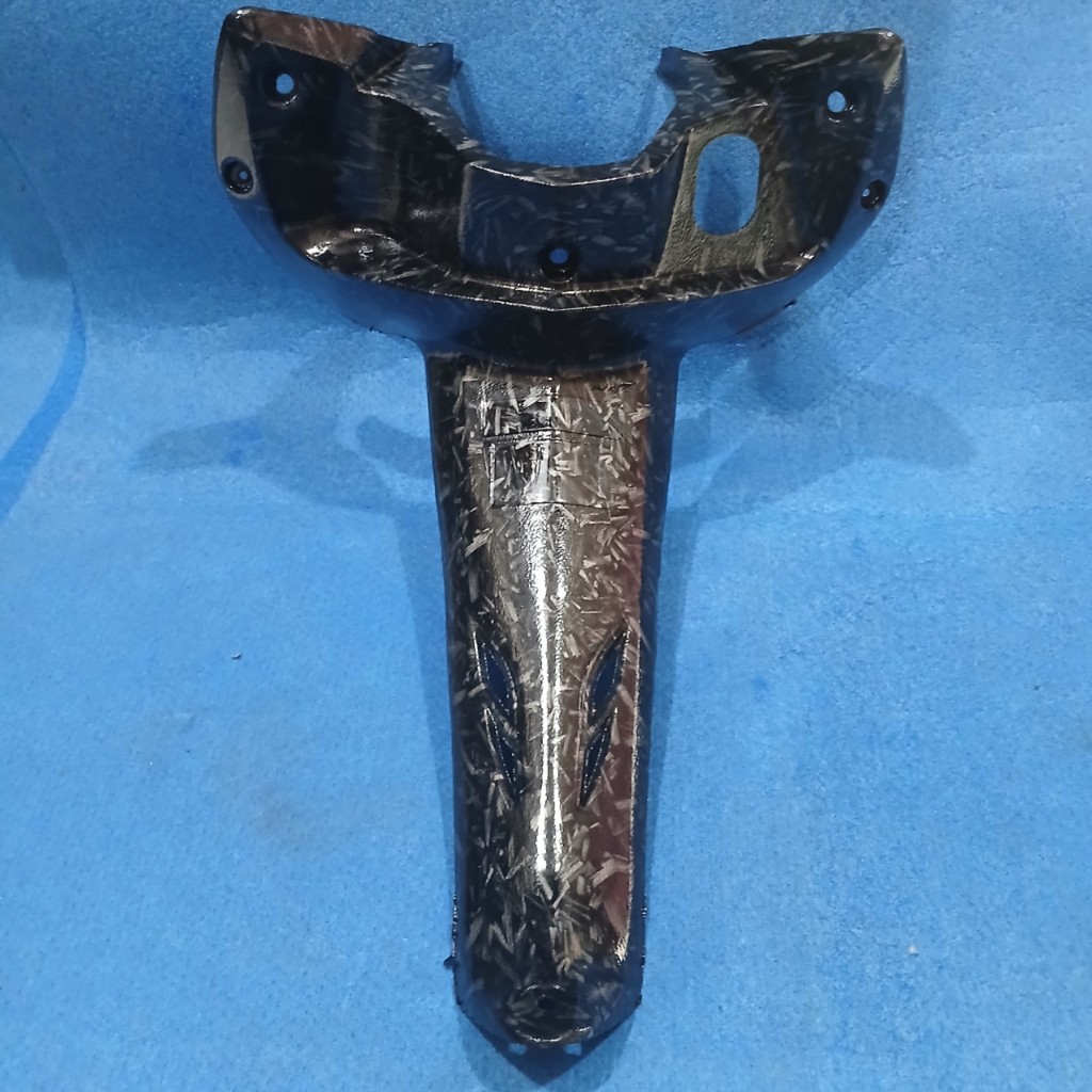 COVER LEGSHILD KONTAK TENGAH HONDA REVO LAMA LANCIP KARBON FORGED