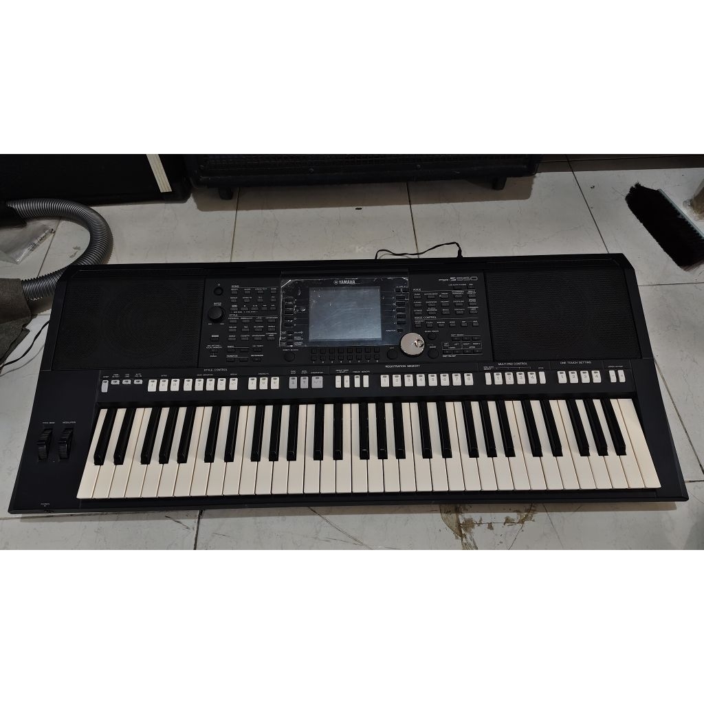 Keyboard Yamaha PSR S950