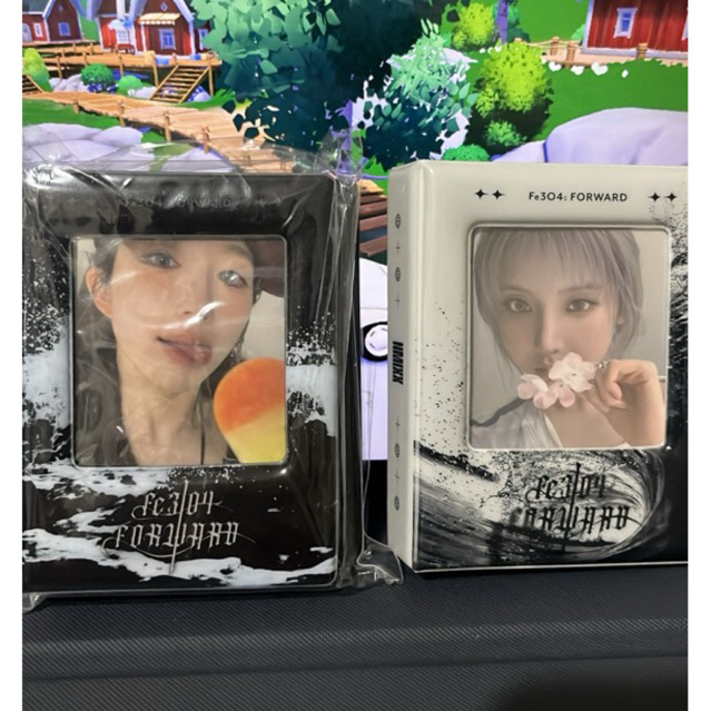 NMIXX HAEWON JIWOO COLLECTION BOOK