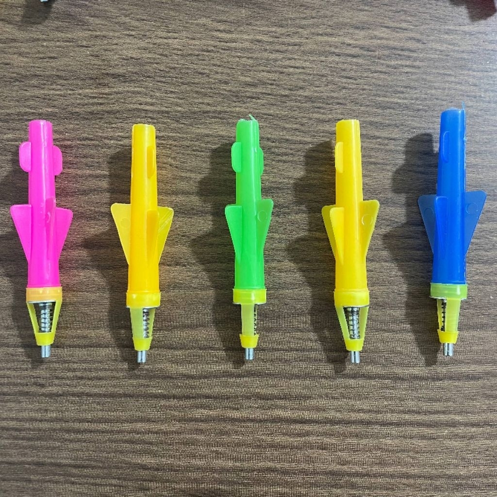 20pcs Mainan Rudal Plastik Rudal Warna Warni Mini Seru