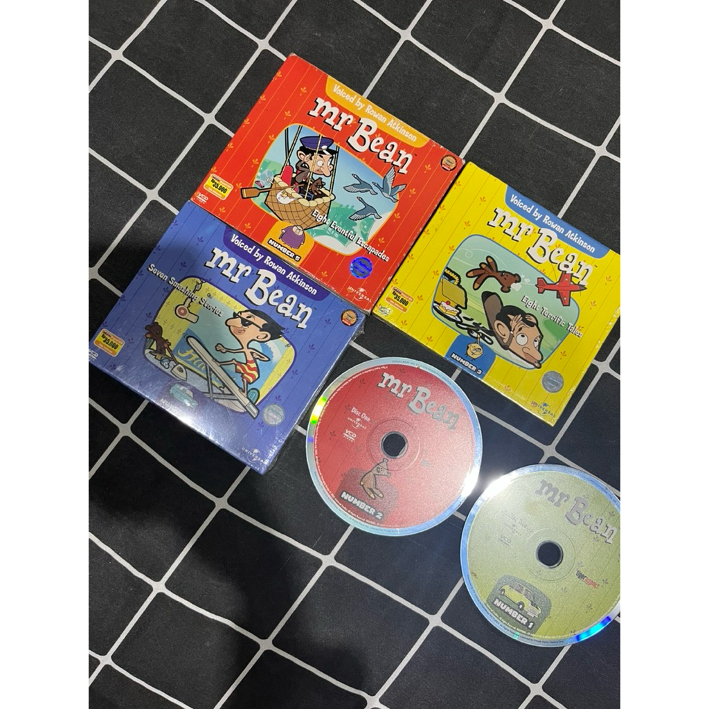 Collectibels VCD BY ROWAN ATKINSON ORIGINAL SEALED SET MR BEAN 2010