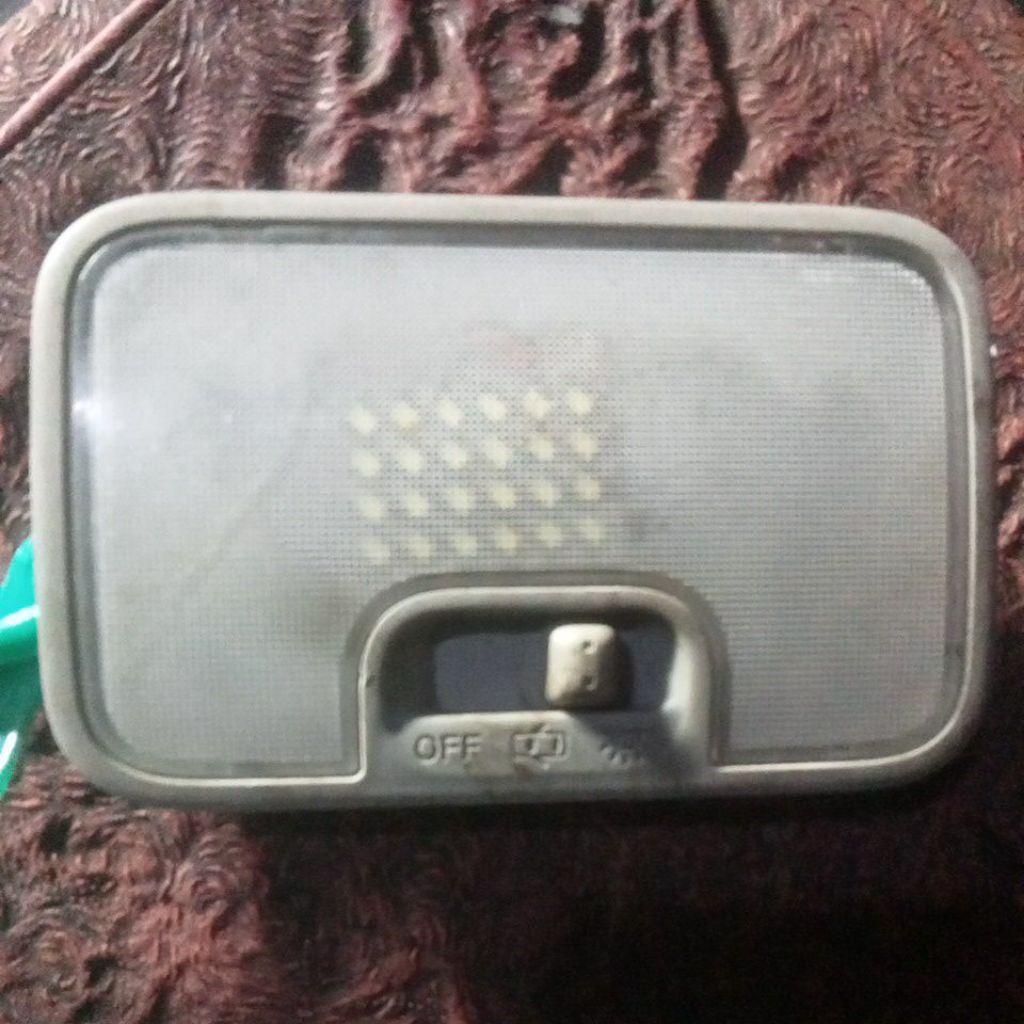 LAMPU PLAFON AVANZA XENIA