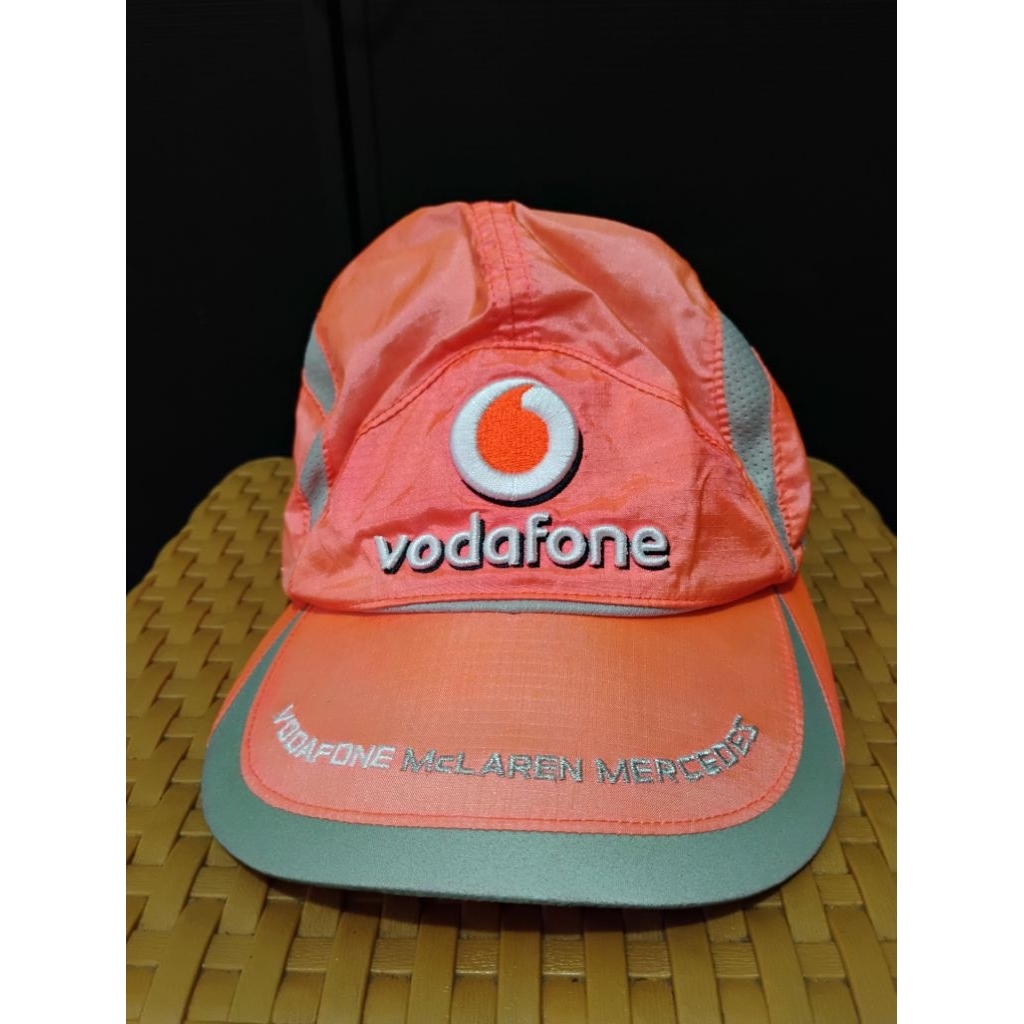 topi Vodafone McLaren Mercedes Lewis Hamilton
