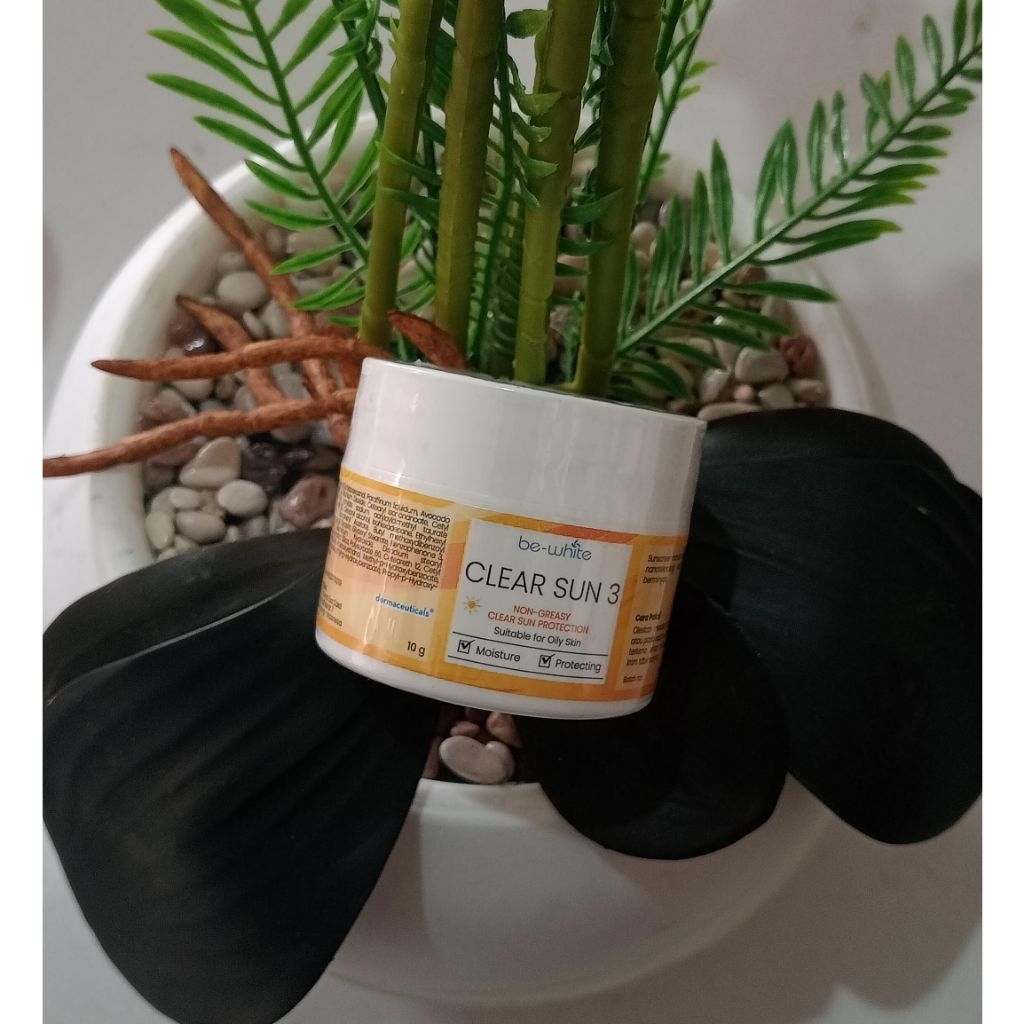 SUNCARE BE WHITE