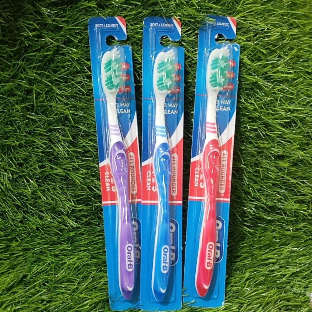 Oral-B Sikat gigi Oral B