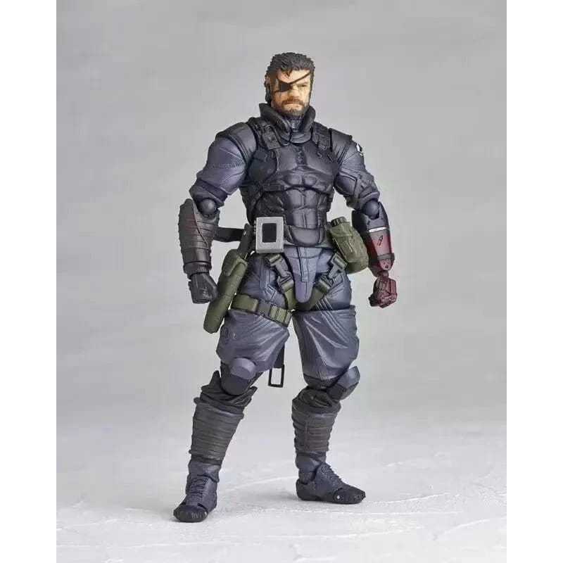 ACTION FIGURE REVOLTECH METAL GEAR SOLID V: THE PHANTOM PAIN VENOM SNAKE ARTIKULASI TINGGI 17CM