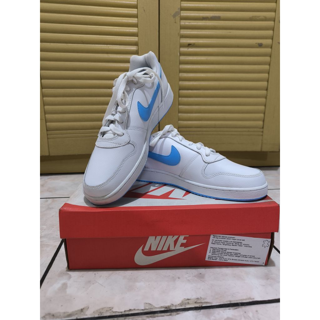 Nike Sepatu Pria Ebernon Low. Ukuran 43  "White University Blue" - AQ1775-102