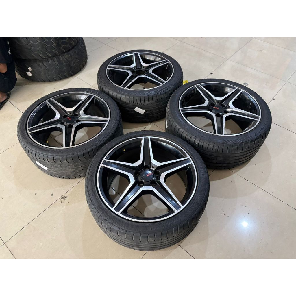 Velg Mobil Bekas Racing R19 Baut 5 ROSTOCK HSR R19X8,5-9,5 H5X112 BAN 275 35 R19