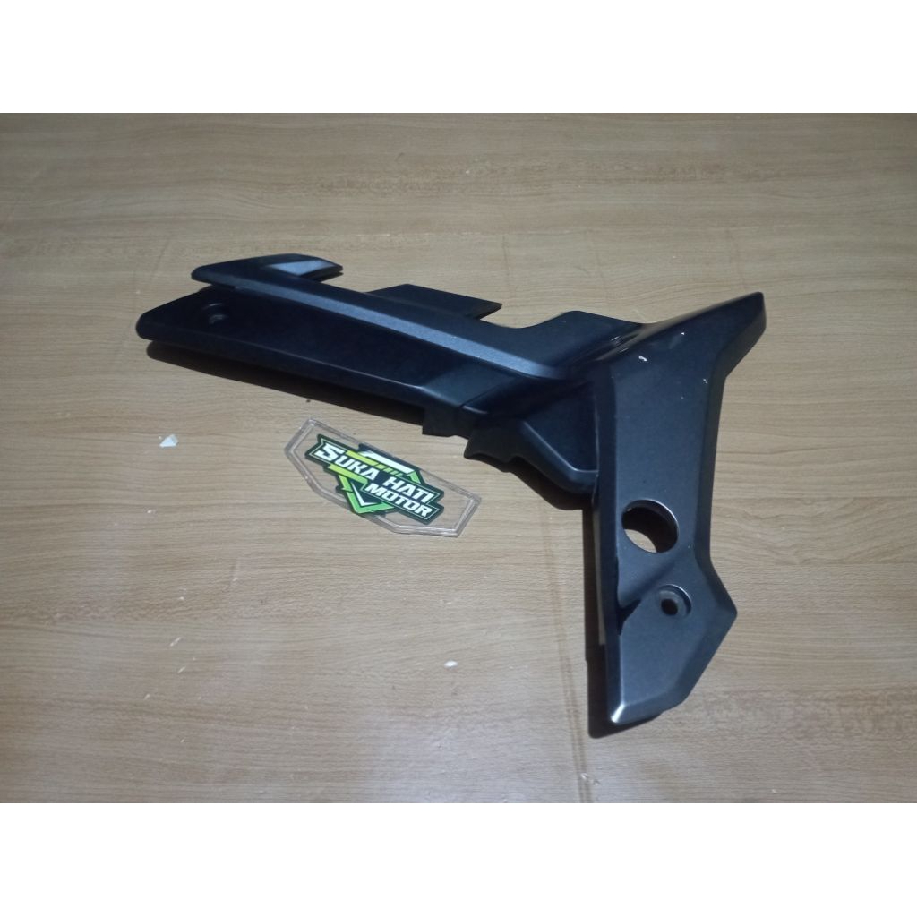 Cover Pivot Honda Cs 1 Kiri Original.