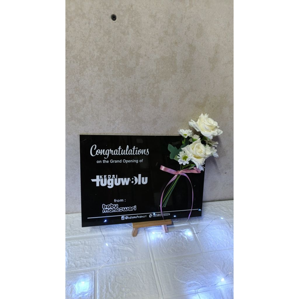 papan ucapan akrilik