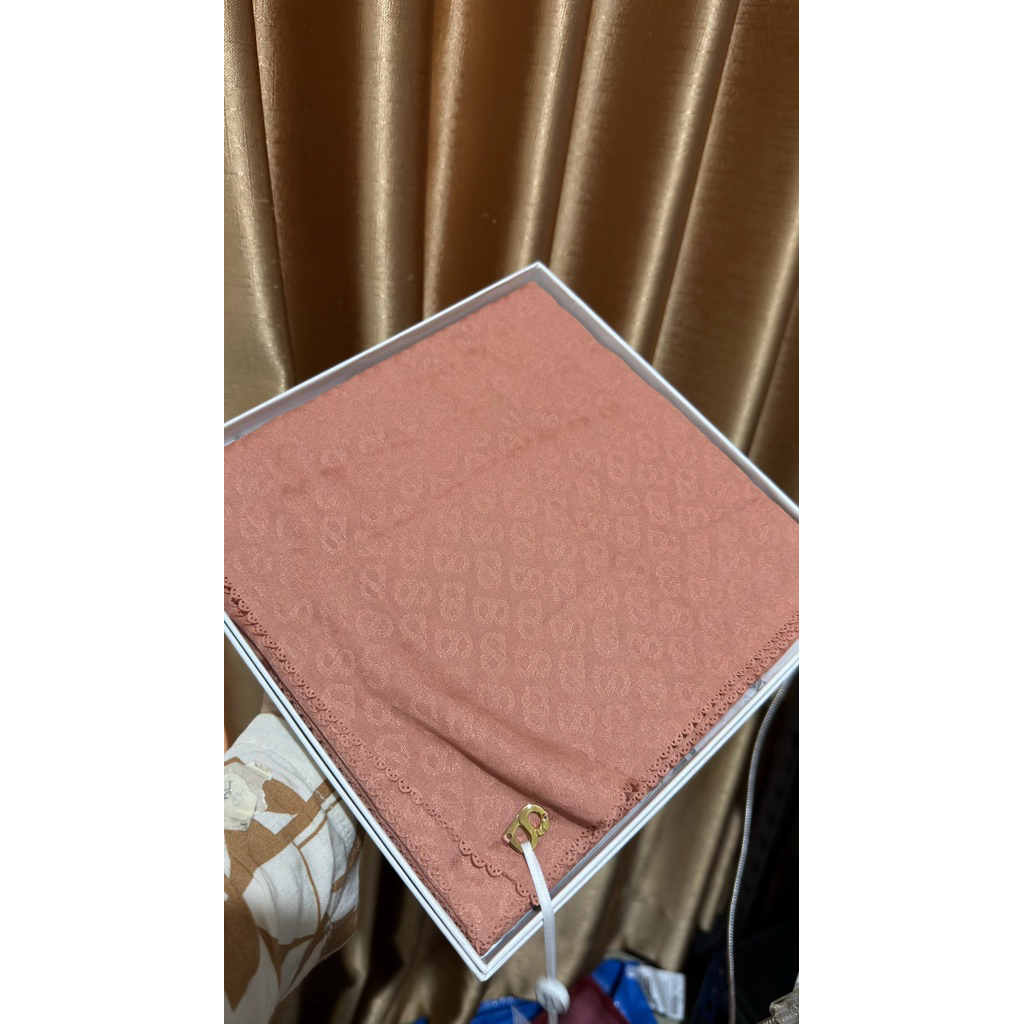 READY BUTTONSCARVES EVERYDAY TAPIS EMBOSSED - CANTALOUPE