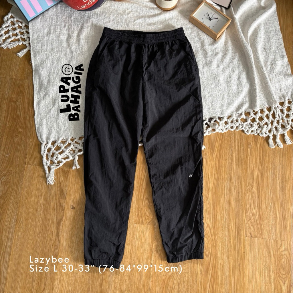 LAZYBEE Black Nilon Parasut Jogger Long Pants size L 30-33" • 100% Original (Celana Panjang)