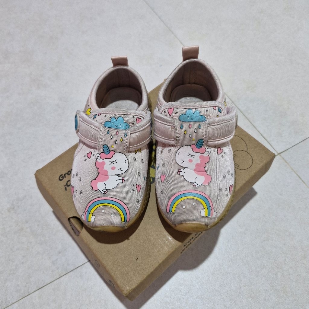 PRELOVED sepatu anak perempuan Bubble Gummers unicorn