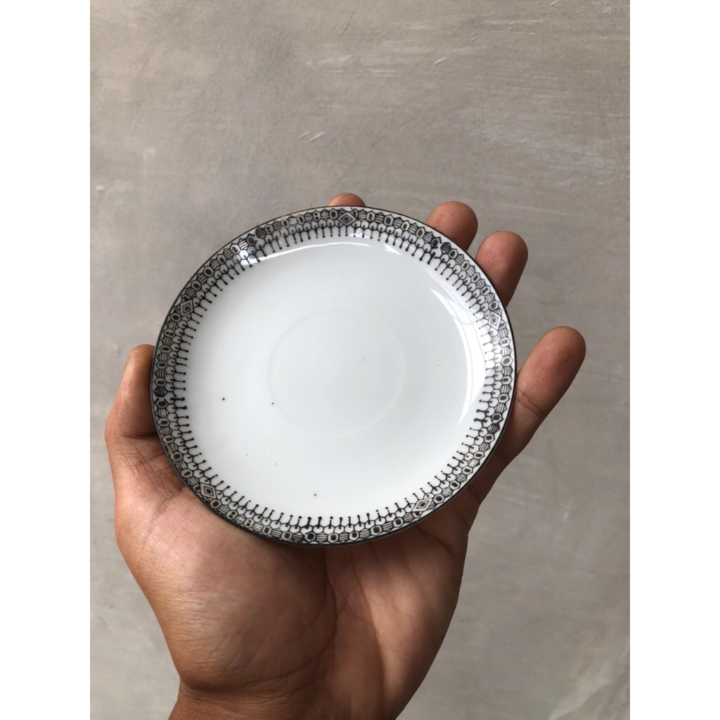 Tatakan gelas/Lepek jadul antik keramik