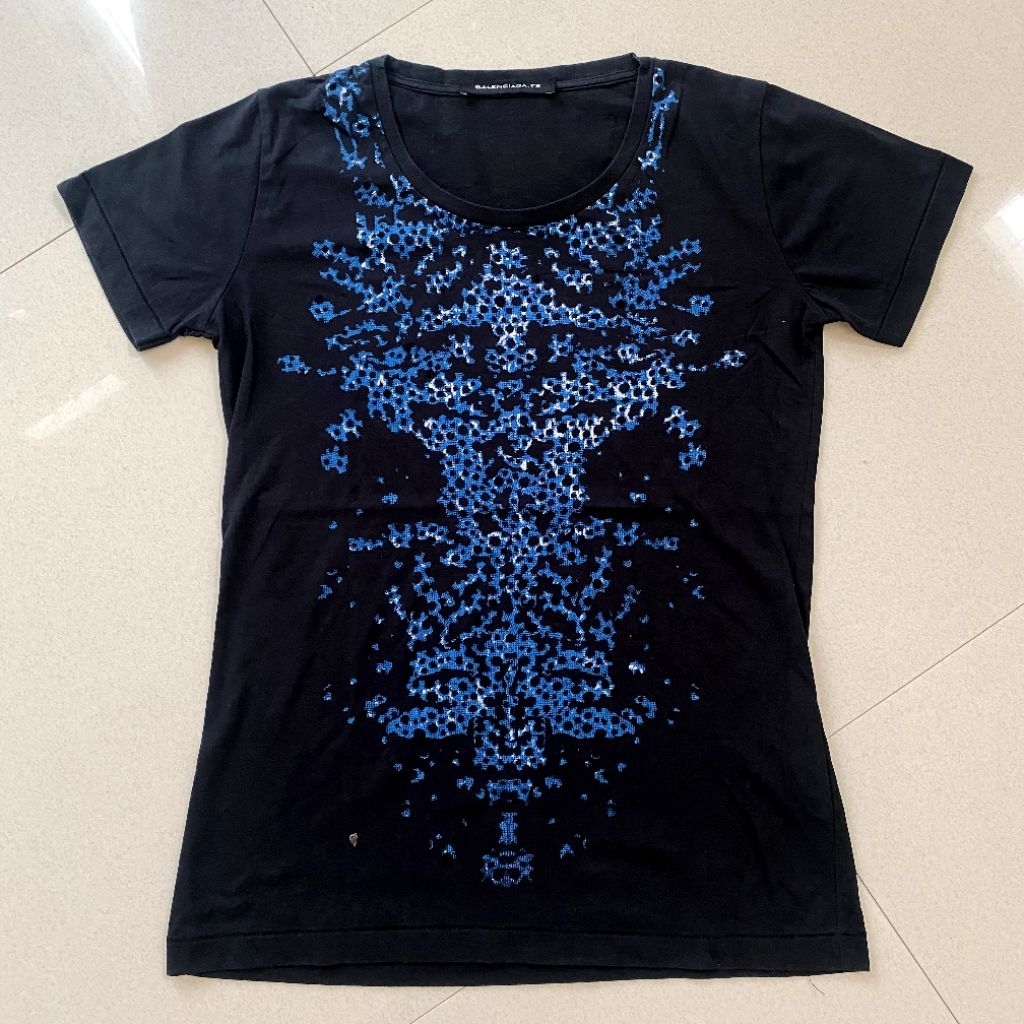 kaos wanita Balenciaga M