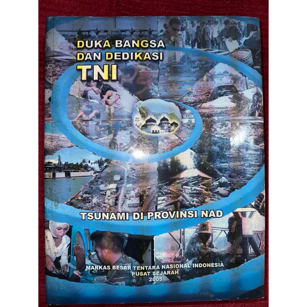 DEDIKASI TNI DALAM MEMBANTU DAN MEMBANGUN RAKYAT ACEH PASCA TSUNAMI