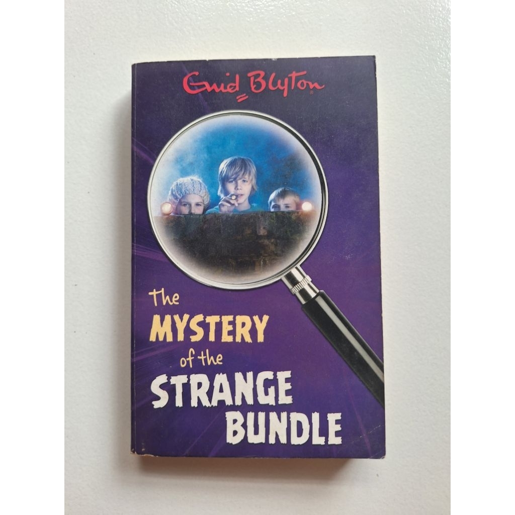 The Mystery Of The Strange Bundle - Enid Blyton (BAHASA INGGRIS)