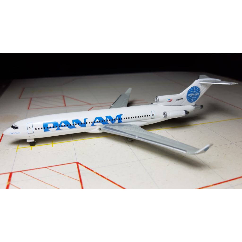 Diecast Pesawat - Pan American World Airways (Pan Am) - Boeing 727-200 (Adv.) - registration N365PA 