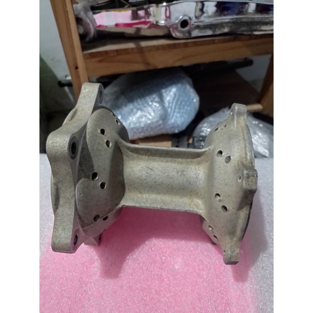 tromol belakang rm125