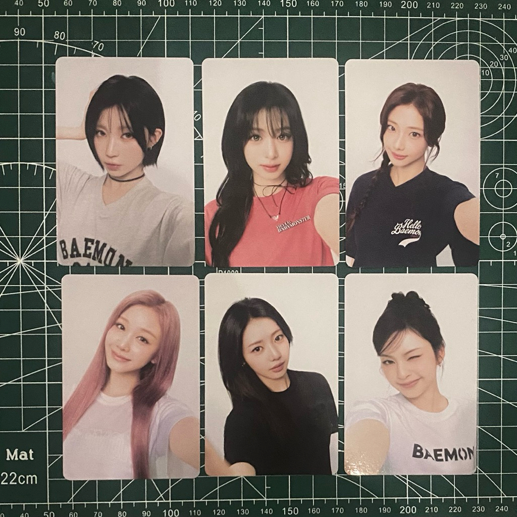 PC BABYMONSTER X UNIQLO OFFICIAL PC.       Ruka, Pharita, Asa, Chiquita, Ahyeon, Rora