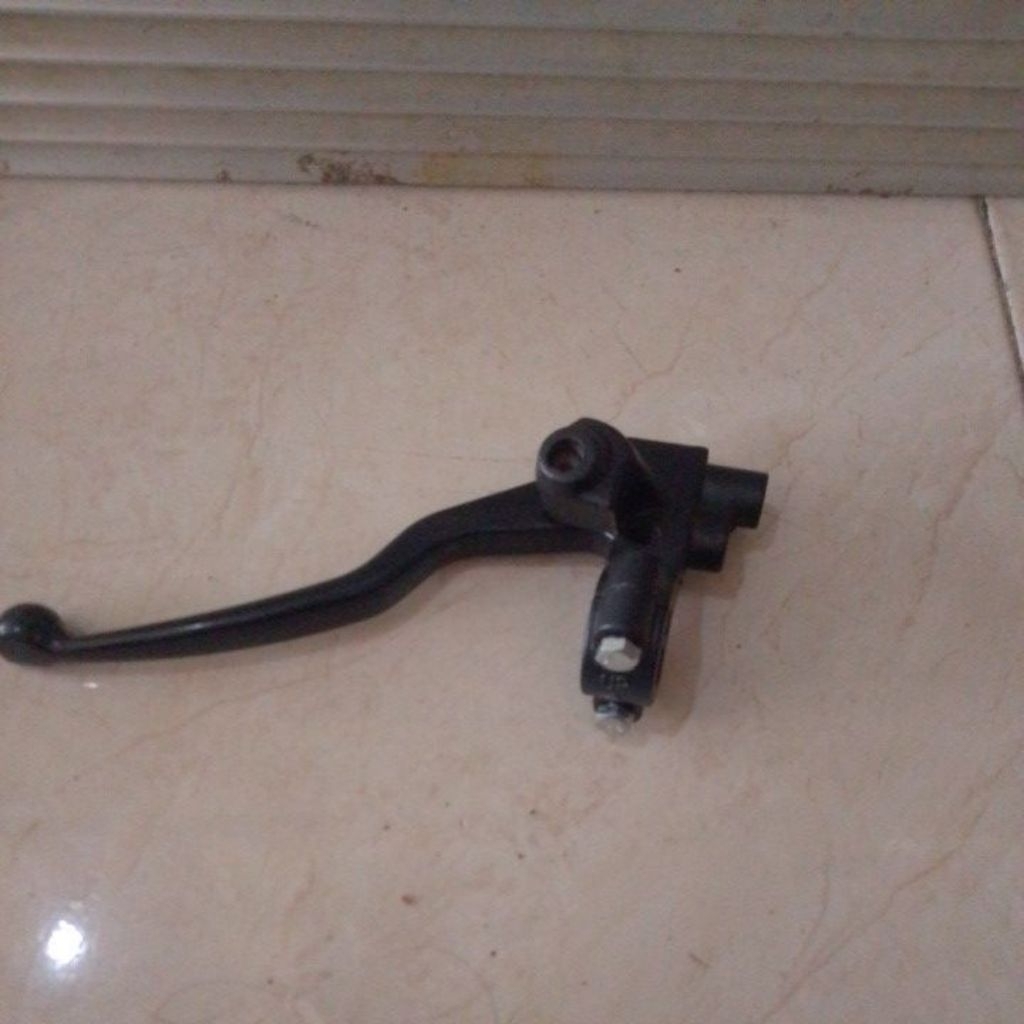 dudukan  kopling satria fu dudukan spion kiri + hendel kopling satria fu