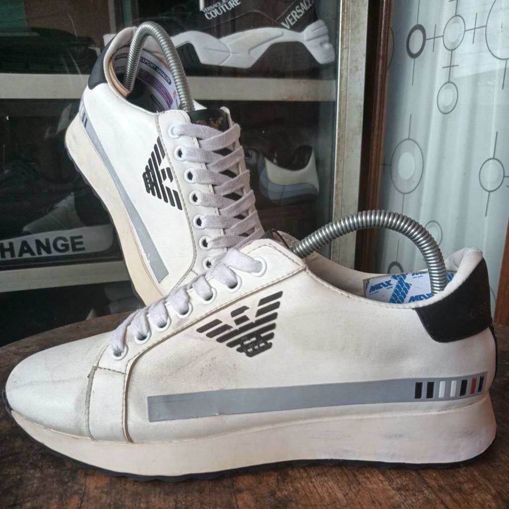 sepatu emporio Armani size 41
