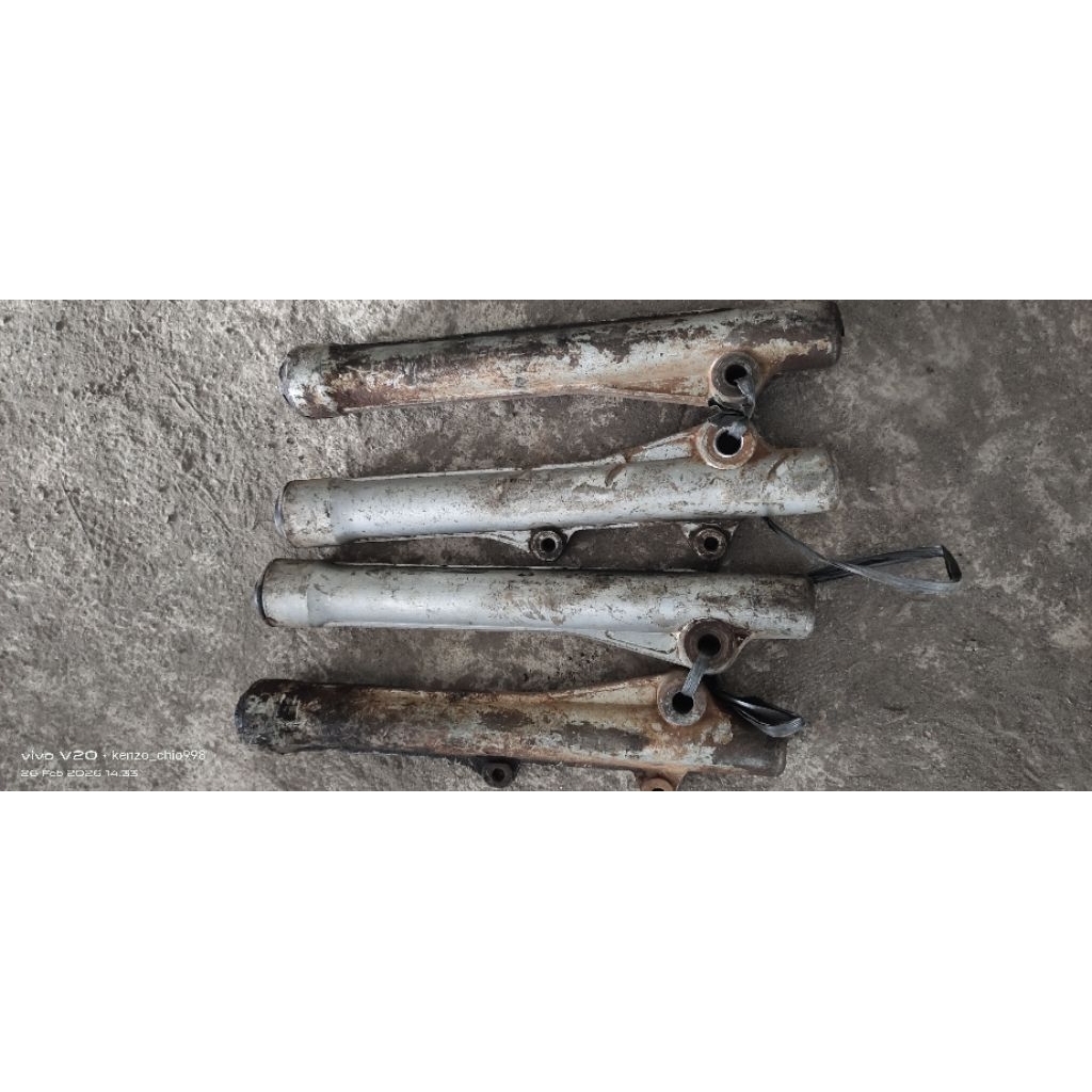 bottom Supra mocin cakram