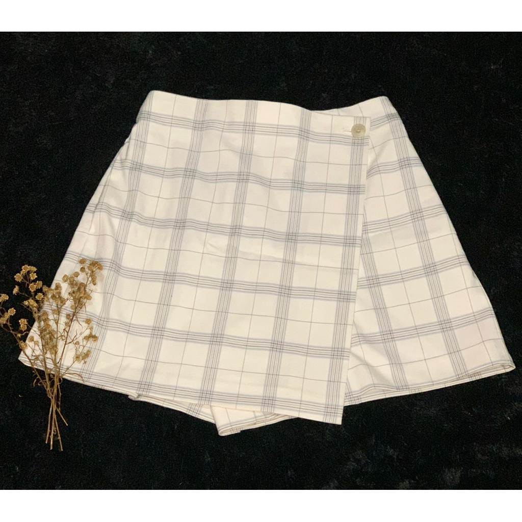Uniqlo Skort Preloved