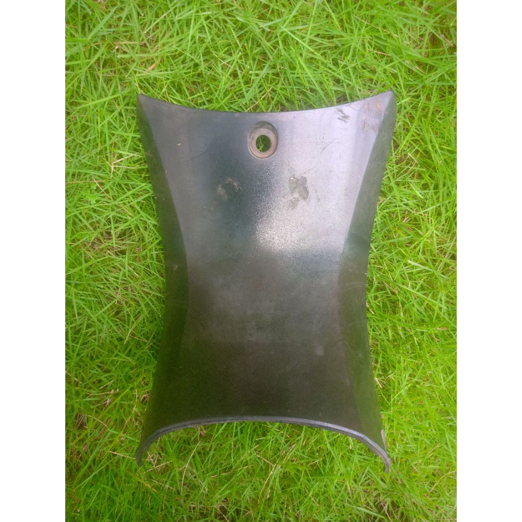 SAMBUNGAN LEGSIELD PENUTUP RANGKA TENGAH HONDA SUPRA X125 SUPRA X 125 ORIGINAL
