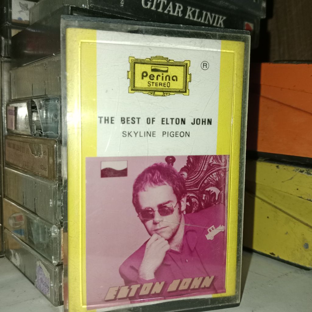 Kaset Elton John