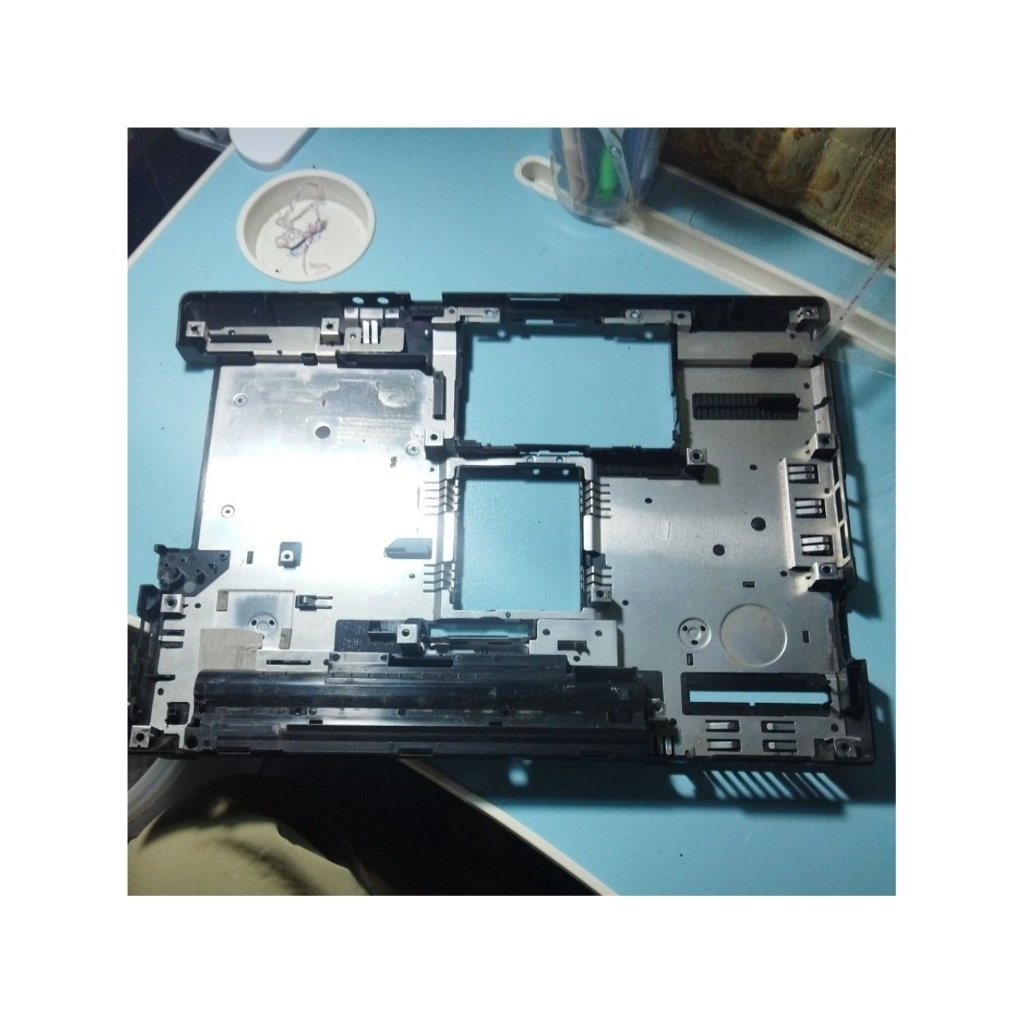 bottom case fujitsu lifebook s751