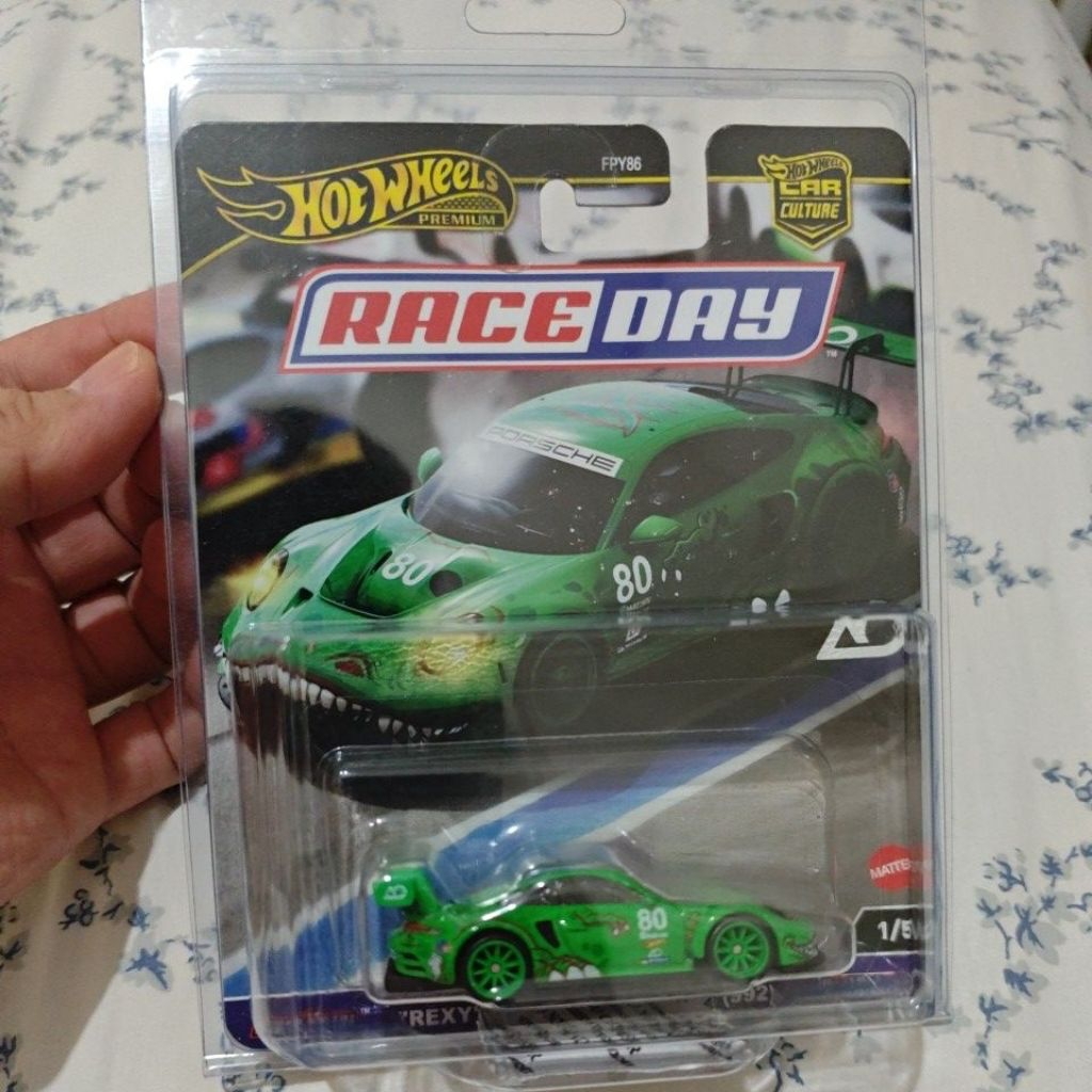 Hotwheels race day porsche rexy porsche 911 gt3R (992)