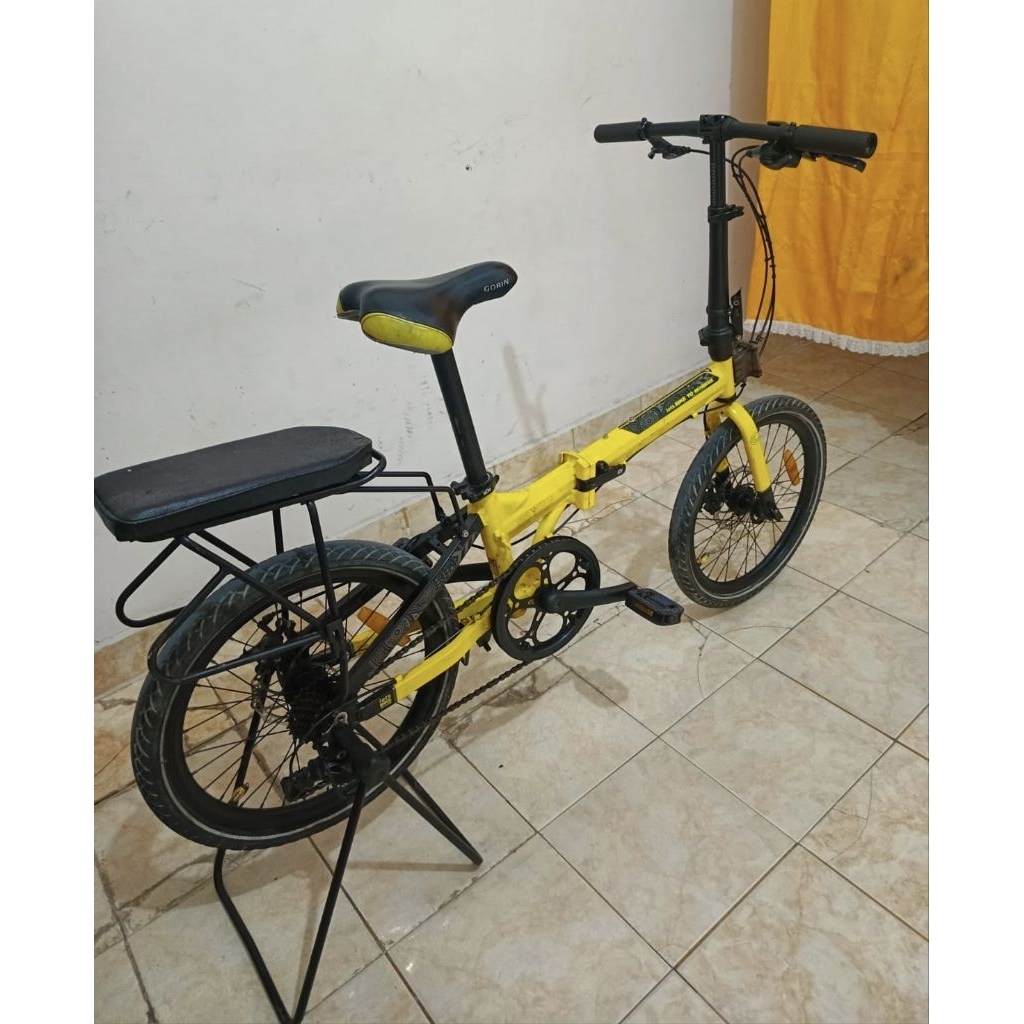 Sepeda Lipat Element Police 20" batang Alloy (bekas pakai)