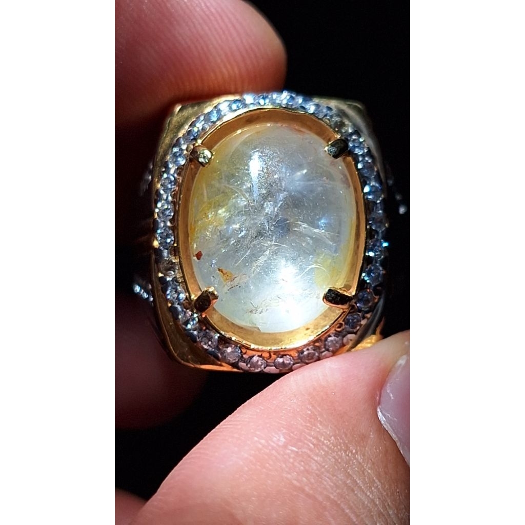 Natural yellow sapphire srilanka / Mirah cempaka ceylon