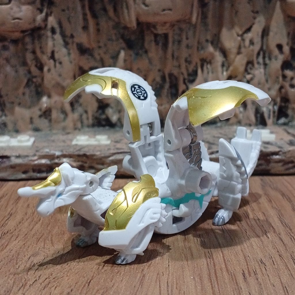 Bakugan Pegatrix x Gillator