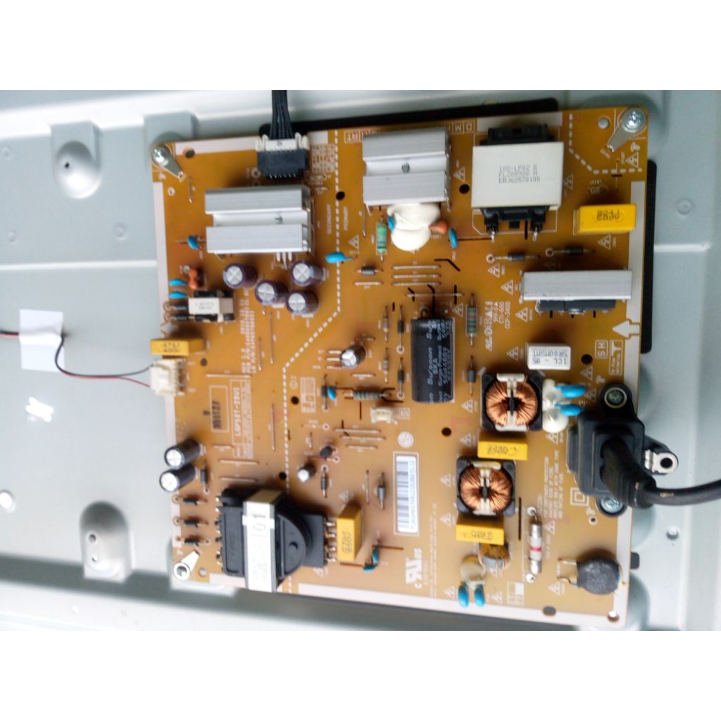 PSU LG 50UN7300PTC, normal.