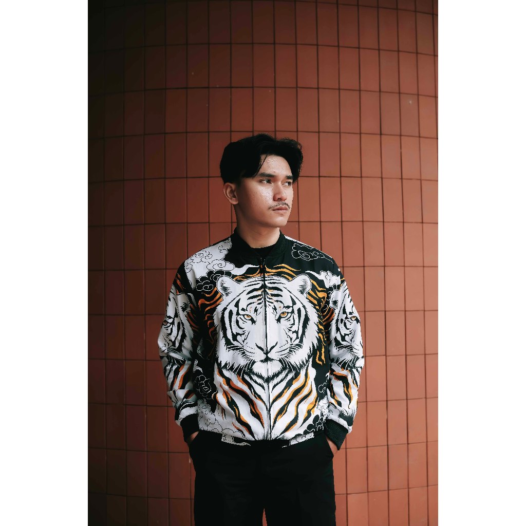 Dasilva Batik jaket bomber special edition motif  Macan Putih