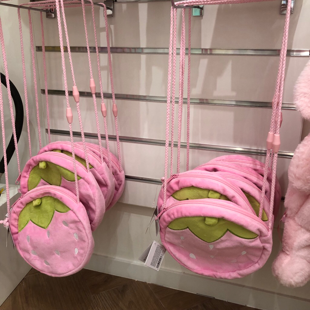 [JASTIP FLYING TIGER] Tas Stroberi Sling Bag Selempang Pink