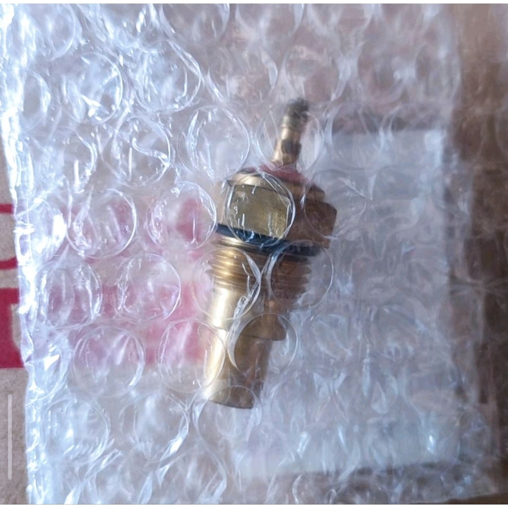 Switch temperatur besar Daihatsu Taft F50 Taft F70 timing gear original