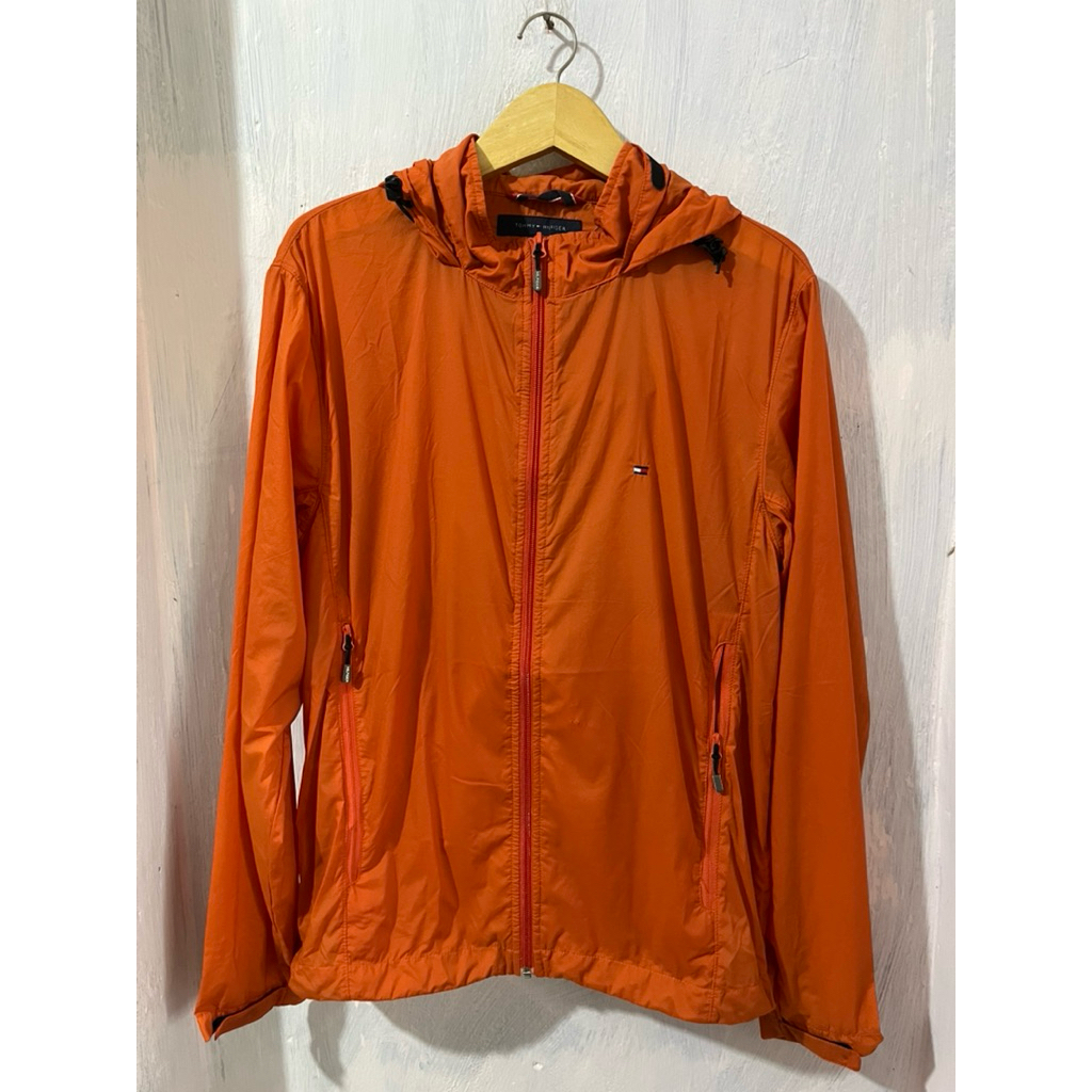 Jaket Parachute Tommy