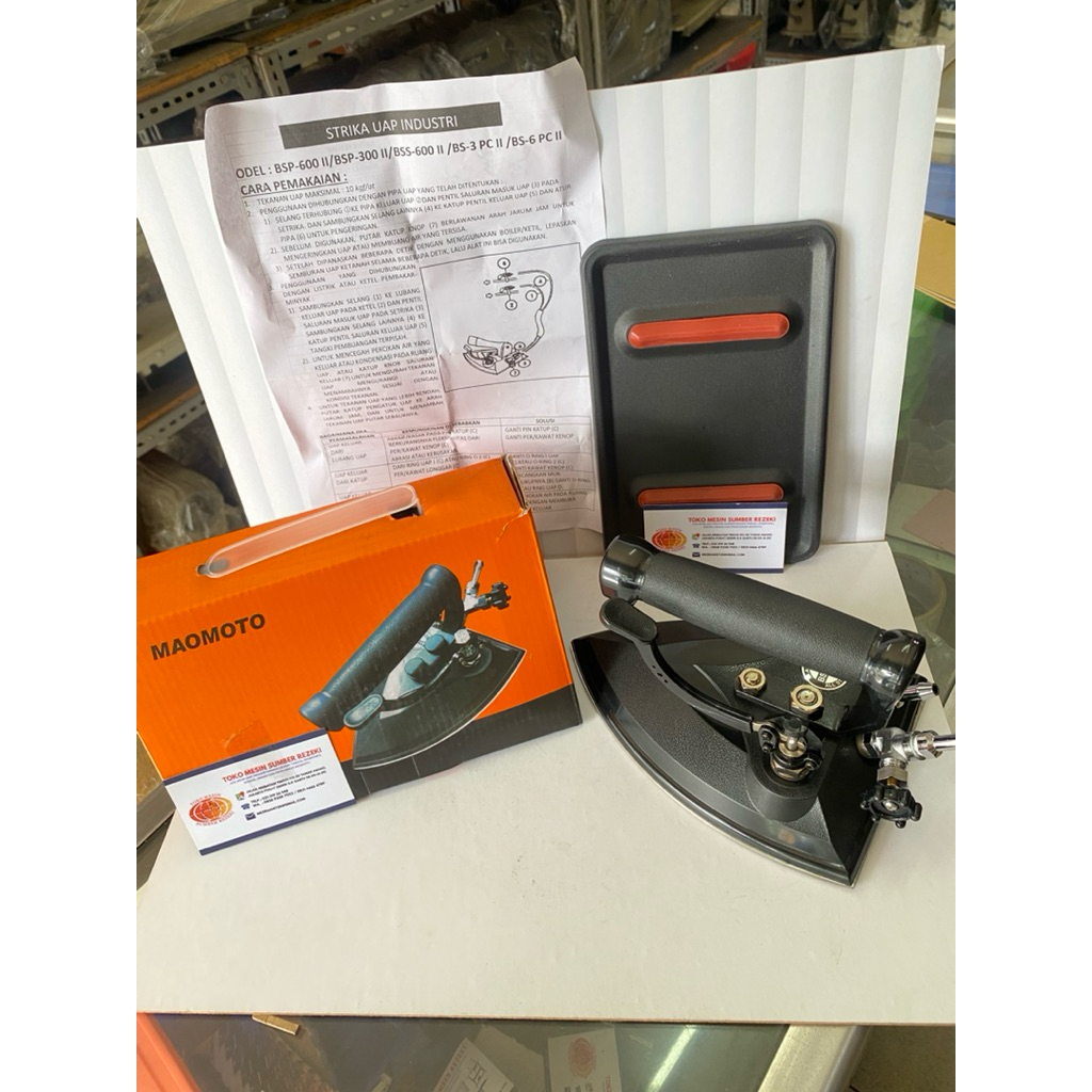 Setrika Uap Maomoto Pencet